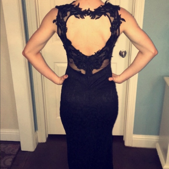 black lace stretchy material prom dress - Picture 2 of 2